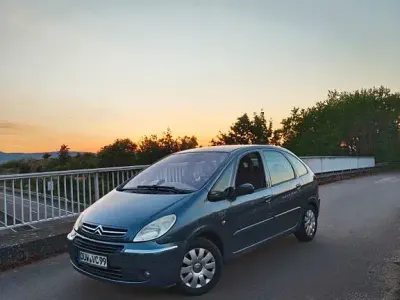 Gebraucht Citroën Xsara Picasso 110 PS (80 kW) 2009 Grau Van / Kleinbus