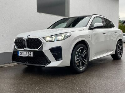 Alpinweiss Gebraucht 2025 BMW X2 Luxury Line SUV | 54.999 € (Teuer)