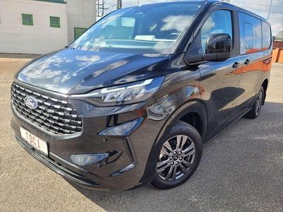 Gebraucht Ford Tourneo Titanium 136 PS (100 kW) 2025 Schwarz Van / Kleinbus