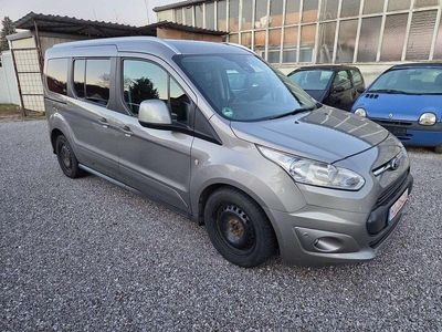 Usata Ford Tourneo Connect Titanium 120 CV (88 kW) 2018 Argento Monovolume
