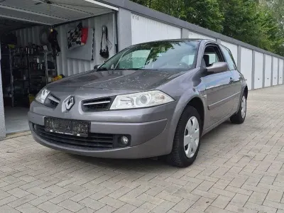Brugt Renault Mégane Coupé Dynamique 110 HK (80 kW) 2008 Grå Coupe
