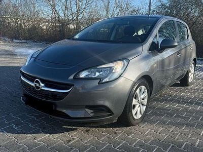 Grau Gebraucht 2015 Opel Corsa Active Limousine | 6.295 € (Guter Preis)