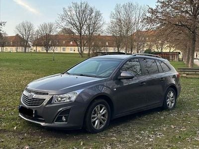 Gebraucht Chevrolet Cruze 131 PS (96 kW) 2012 Grau Kombi