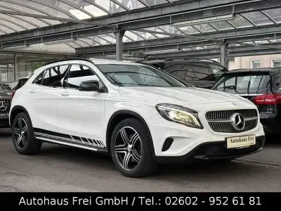 Gebraucht Mercedes GLA250 Urban 211 PS (155 kW) 2014 Weiß SUV