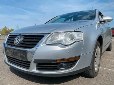 Gebraucht VW Passat 140 PS (102 kW) 2009 Silber Kombi