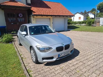 Gebraucht BMW 114 102 PS (75 kW) 2015 Silber Kleinwagen
