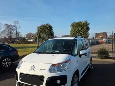 Gebraucht Citroën C3 Picasso Tendance 95 PS (69 kW) 2012 Weiß Van / Kleinbus