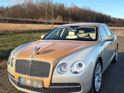 Gebraucht Bentley Flying Spur 507 PS (372 kW) 2014 Orange Limousine