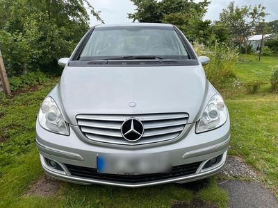 Mercedes B180