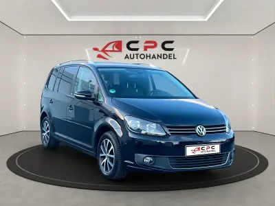 Gebraucht VW Touran Style 105 PS (77 kW) 2012 Schwarz Van / Kleinbus