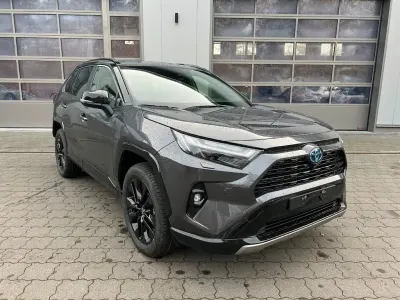 Gebraucht Toyota RAV4 Hybrid Style 218 PS (160 kW) 2025 Marlingrau met. 1g3 / schwarz SUV