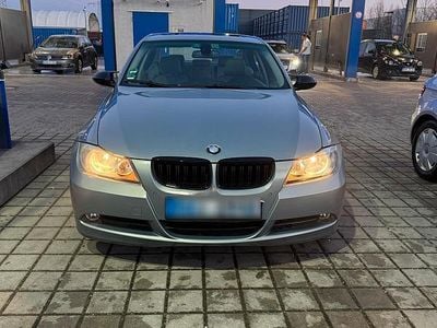 Gebraucht BMW 325 218 PS (160 kW) 2005 Limousine
