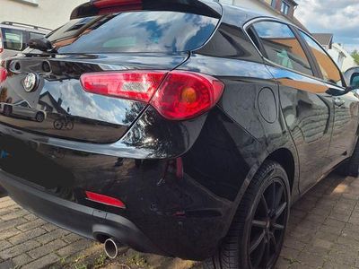 Schwarz Gebraucht 2014 Alfa Romeo Giulietta Sprint Limousine | 8.200 € (Etwas zu teuer)