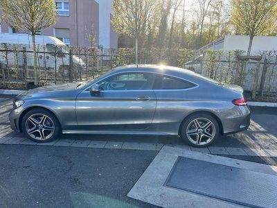 Gebraucht Mercedes C180 AMG line 156 PS (114 kW) 2019 Grau Coupé