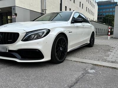 Mercedes C63 AMG