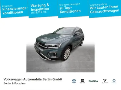 Gebraucht VW T-Roc Style 150 PS (110 kW) 2023 Blau SUV