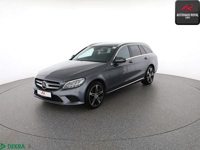 Selenitgrau Gebraucht 2020 Mercedes C300e Avantgarde Kombi | 25.880 € (Guter Preis)