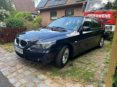 BMW 523