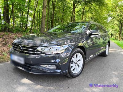 Grau Gebraucht 2021 VW Passat Kombi | 19.800 € (Fairer Preis)