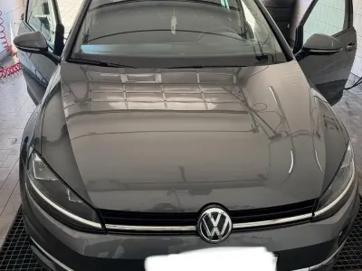 Gebraucht VW Golf VII 116 PS (85 kW) 2018 Grau Kombi