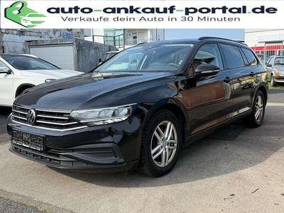 Gebraucht VW Passat 150 PS (110 kW) 2022 Deep black perleffekt Kombi