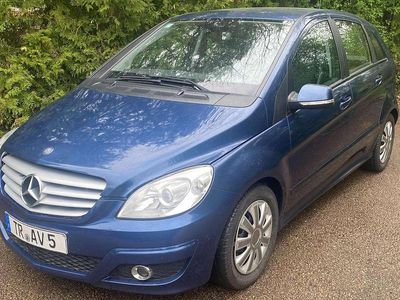 Mercedes B200