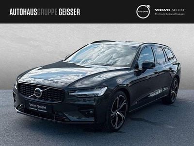 Usado Volvo V60 Plus 197 HP (144 kW) 2025 Cinzento Carrinha