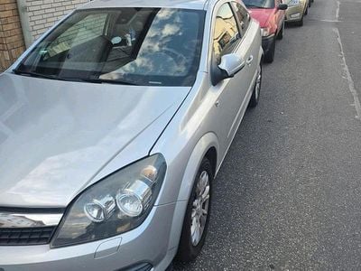 Opel Astra GTC
