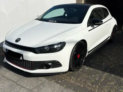 Gebraucht VW Scirocco 160 PS (117 kW) 2010 Weiß Coupé