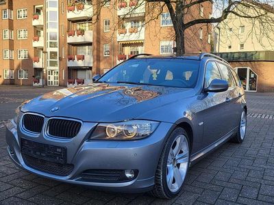Gebraucht BMW 320 177 PS (130 kW) 2009 Grau Kombi