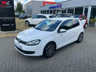 Gebraucht VW Golf VI Trendline 102 PS (75 kW) 2009 Weiß Kleinwagen