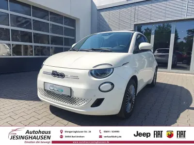 Gebraucht Fiat 500e 86 kW (118 PS) 2024 Weiss Kleinwagen