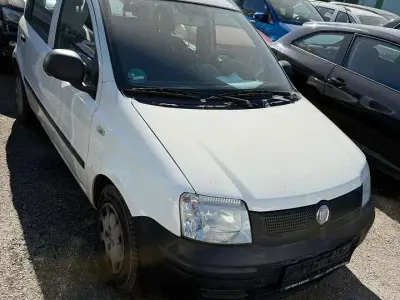 Usata Fiat Panda Active 69 CV (50 kW) 2011 Colore esterno Utilitaria
