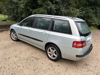 Usado Fiat Stilo Active 120 HP (88 kW) 2006 Prateado Carrinha