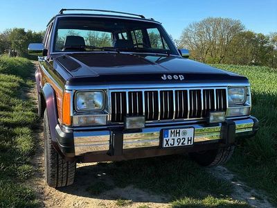 Second-hand Jeep Cherokee 180 CP (132 kW) 1992 Andere farben SUV
