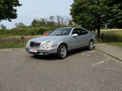 Mercedes CLK320