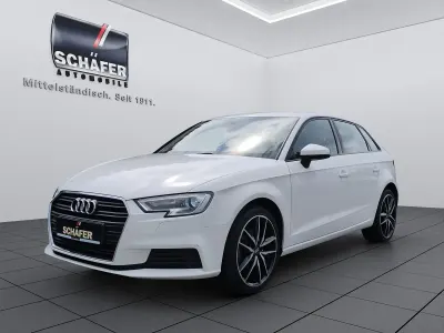 Gebraucht Audi A3 Sport 116 PS (85 kW) 2020 Weiß Limousine