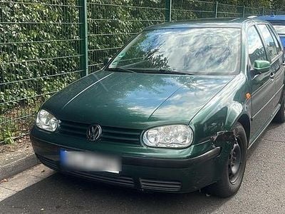 VW Golf IV