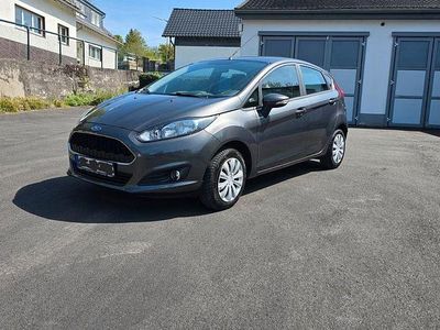 Second-hand Ford Fiesta 82 CP (60 kW) 2017 Gri Hatchback