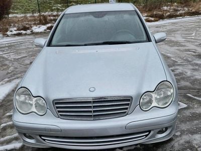 Gebraucht Mercedes C180 143 PS (105 kW) 2006 Grau Limousine