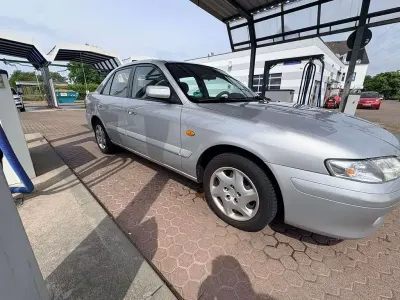Gebraucht Mazda 626 Exclusive 116 PS (85 kW) 2002 Silber Limousine