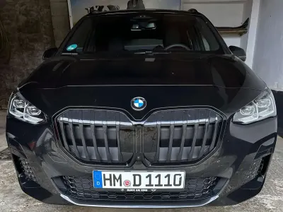 Gebraucht BMW 223 Active Tourer Luxury Line 218 PS (160 kW) 2024 Schwarz Van / Kleinbus