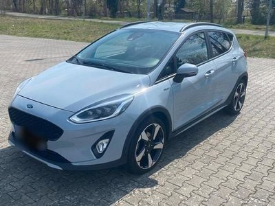 Usata Ford Fiesta Active 101 CV (74 kW) 2019 Andere farben Utilitaria