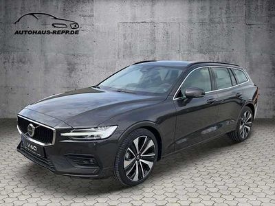 Gebraucht Volvo V60 145 PS (106 kW) 2023 Kombi