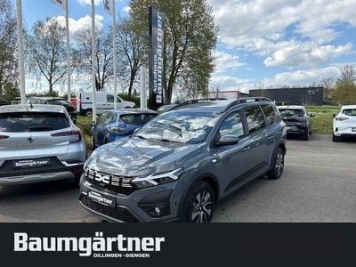 Neu Dacia Jogger Expression 141 PS (103 kW) 2026 Grau Van / Kleinbus