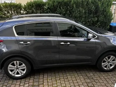 Gebraucht Kia Sportage DREAM-TEAM Edition 132 PS (97 kW) 2018 Grau SUV
