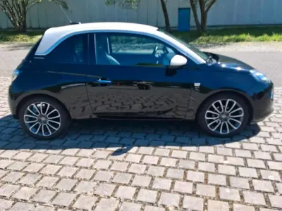 Używany Opel Adam Edition 86 KM (63 kW) 2017 Czarny Hatchback