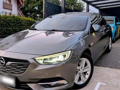 Gebraucht Opel Insignia Sport 140 PS (102 kW) 2018 Grau Limousine