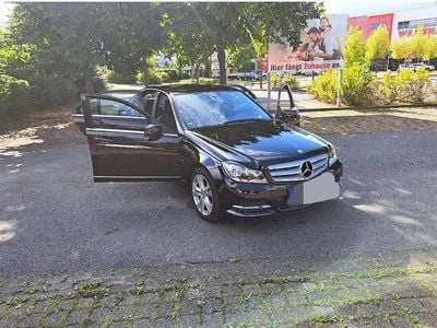 Mercedes C200