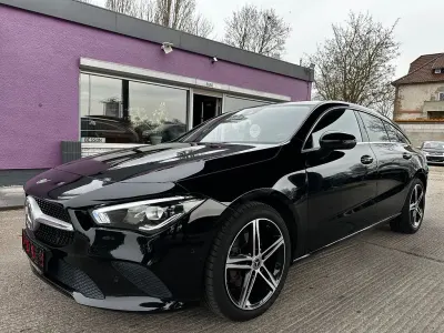 Gebraucht Mercedes CLA200 Shooting Brake 150 PS (110 kW) 2020 Schwarz Kombi